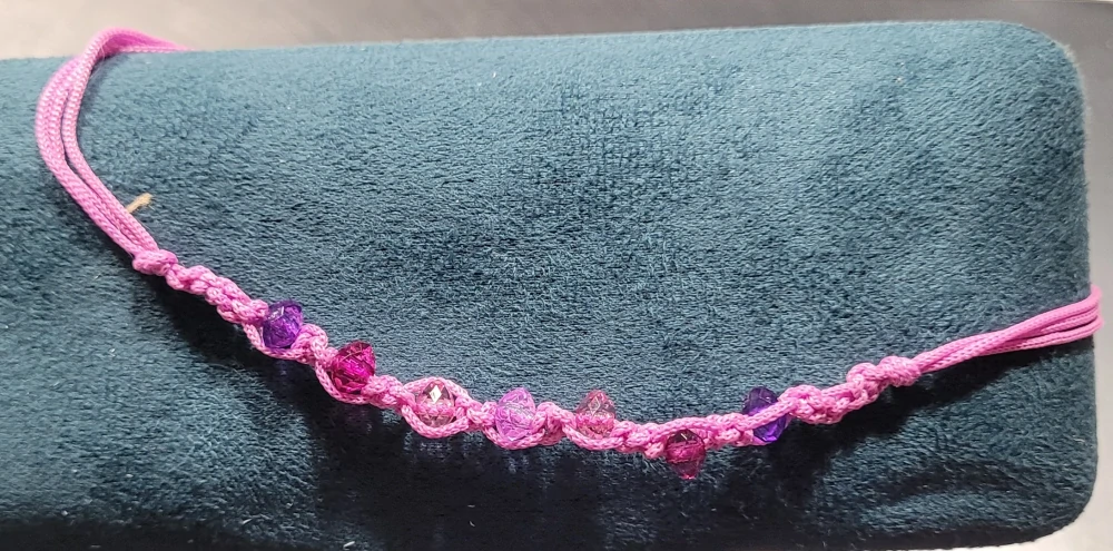Macrame náramek s korálky