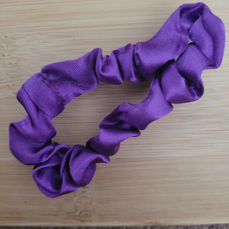 Scrunchies gumička do vlasů 